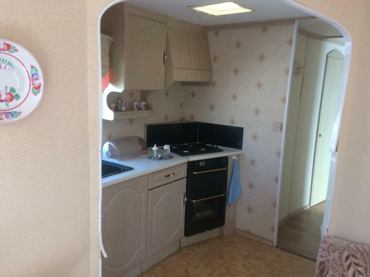 Kupai Apartman Leilighet Tiszaújváros Eksteriør bilde